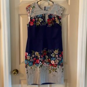 Stretchy floral dress